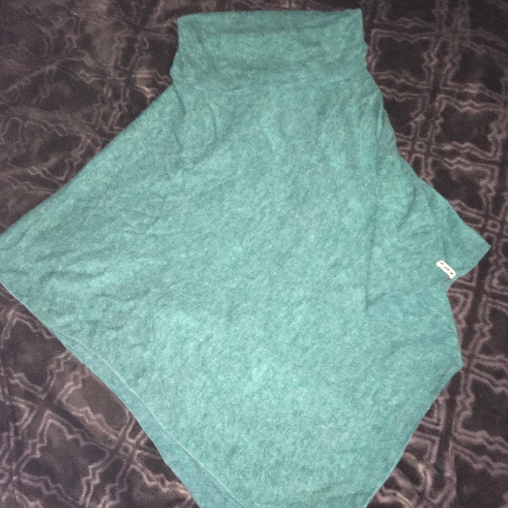 Kavu Pretty Poncho